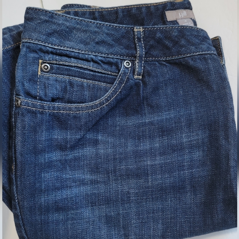 j. jill straight leg jeans/Size 4. - Picture 11 of 11